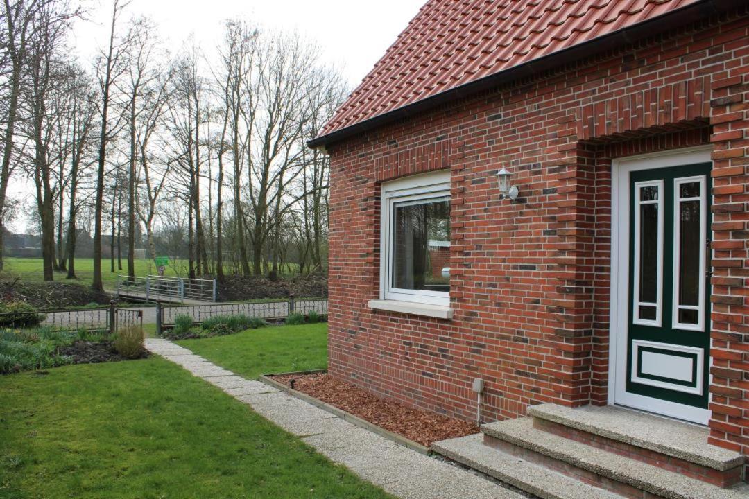 Neu! Schickes Und Modernes Ferienhaus Ant Zingel Krummhörn Exteriör bild